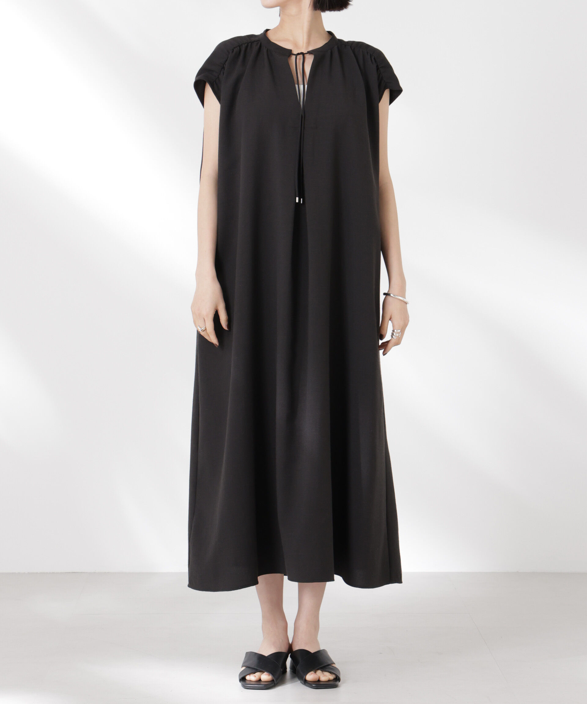 nano･universe「ギャザーショルダーフレアワンピース」|ワンピース|