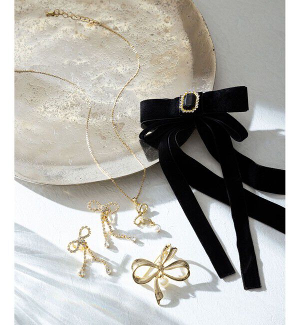 組曲「リボンパールブローチ」|ブローチ・コサージュ|