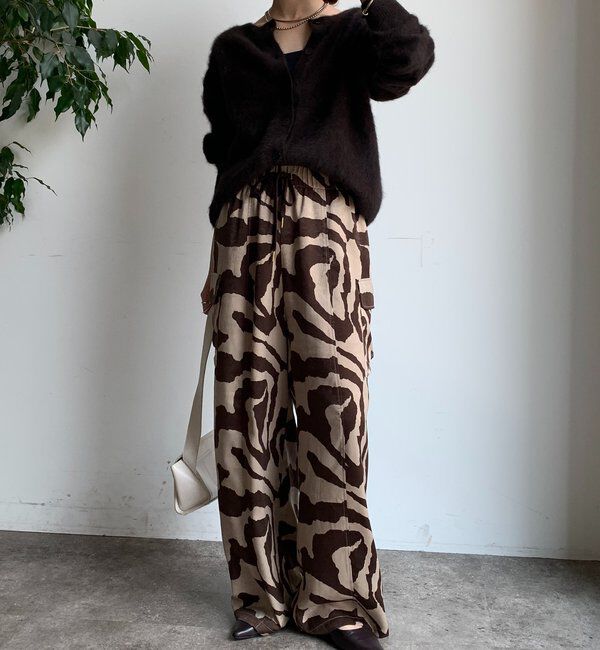  「【WEB限定】アニマル柄カーゴパンツ」|チノ|