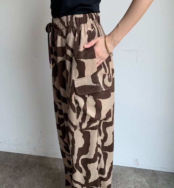  「【WEB限定】アニマル柄カーゴパンツ」|チノ|