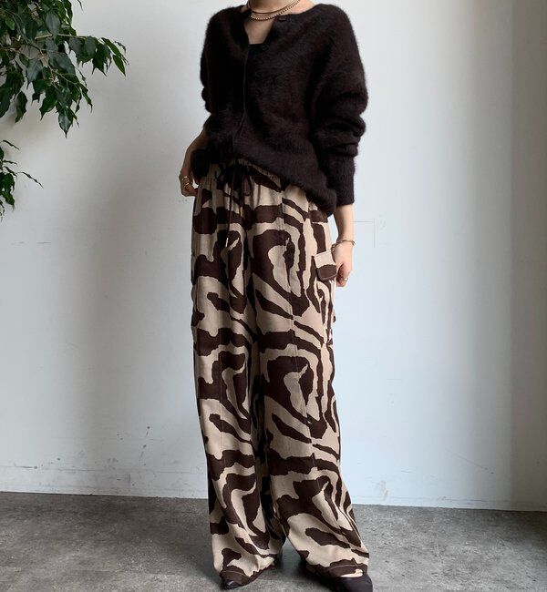  「【WEB限定】アニマル柄カーゴパンツ」|チノ|