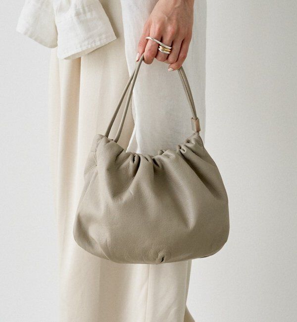  「レザー巾着4WAYショルダーバッグ」|ショルダー・メッセンジャー|グレージュ