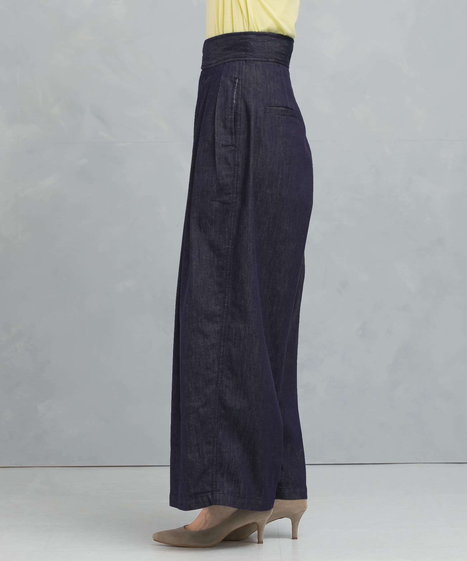 URBAN RESEARCH ROSSO「ランダムタックデニムパンツ」|デニム|