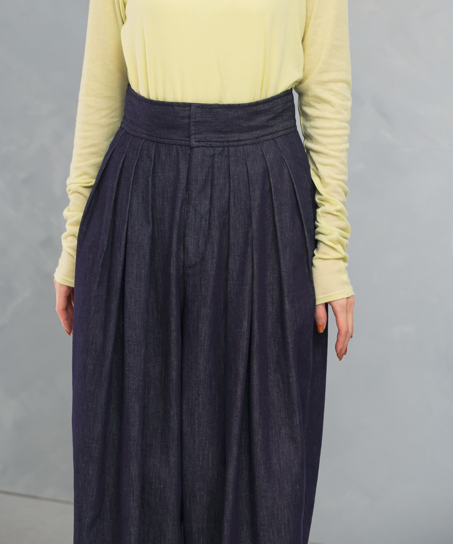 URBAN RESEARCH ROSSO「ランダムタックデニムパンツ」|デニム|