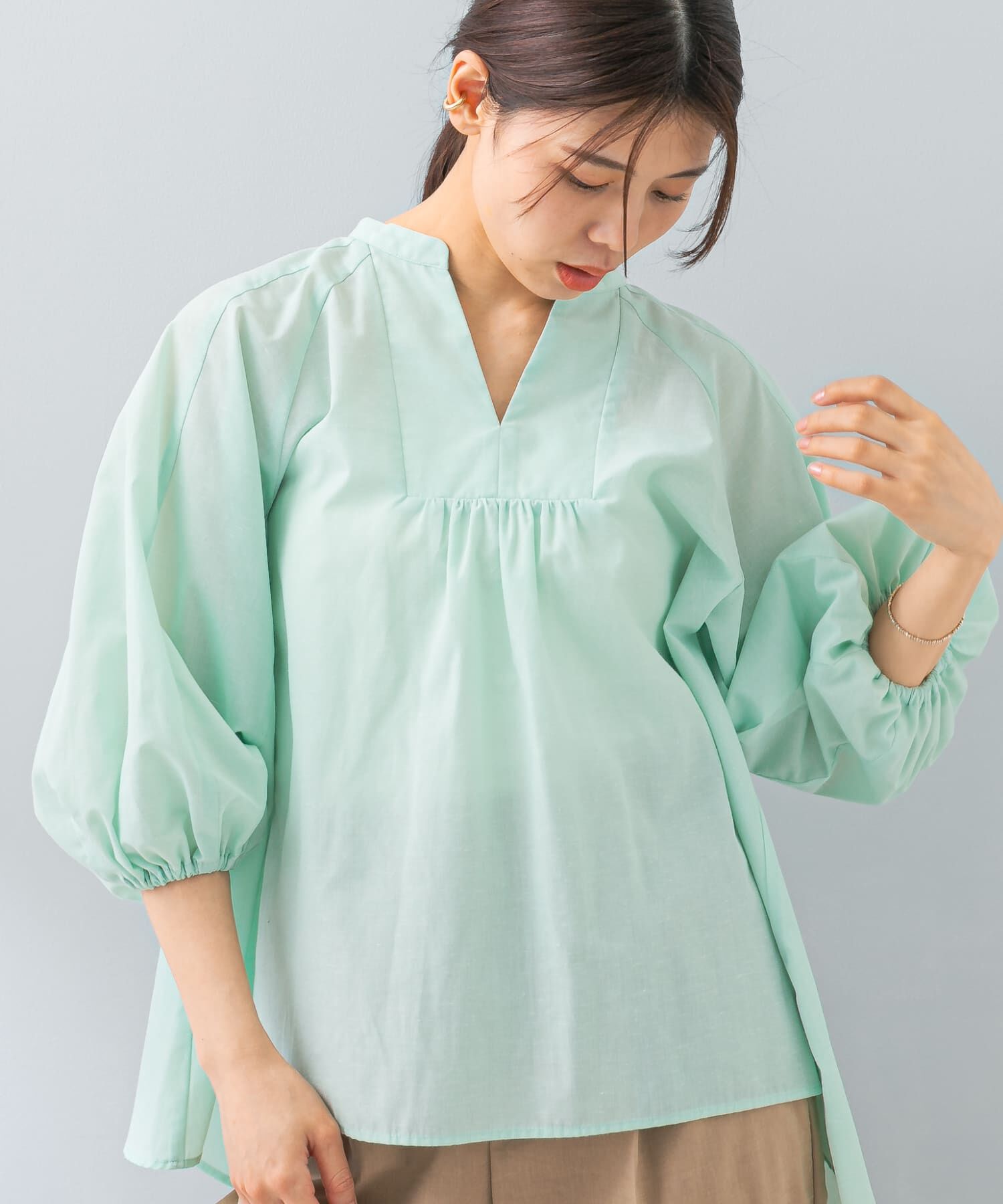 URBAN RESEARCH ROSSO「『UR TECH』F by ROSSO　イージーリネンボリュームブラウス」|シャツ・ブラウス|ミント