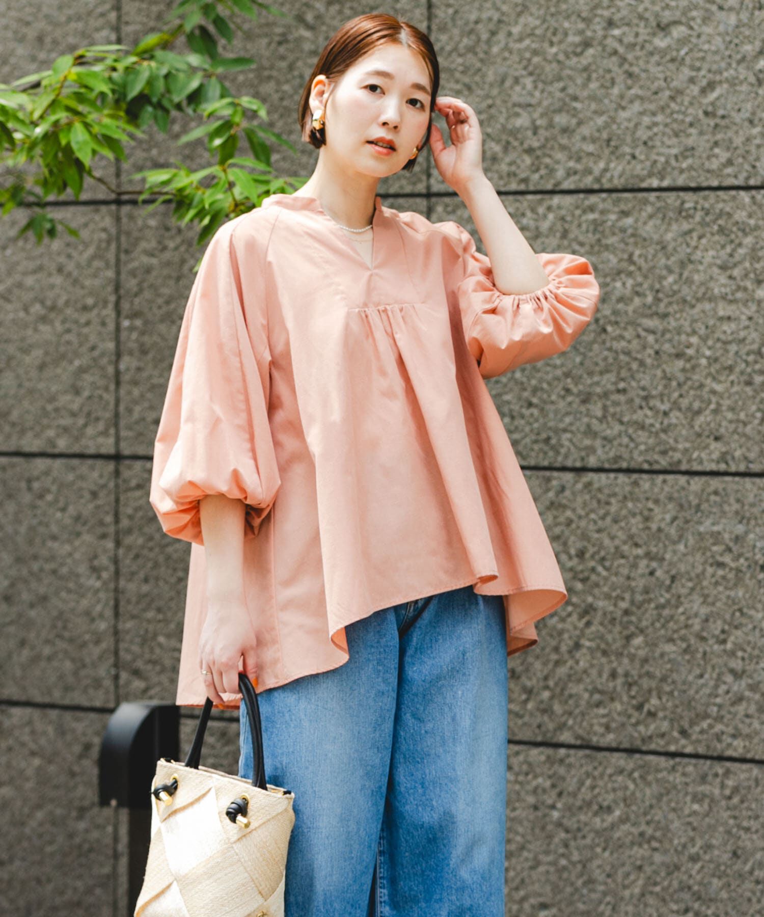 URBAN RESEARCH ROSSO「『UR TECH』F by ROSSO　イージーリネンボリュームブラウス」|シャツ・ブラウス|