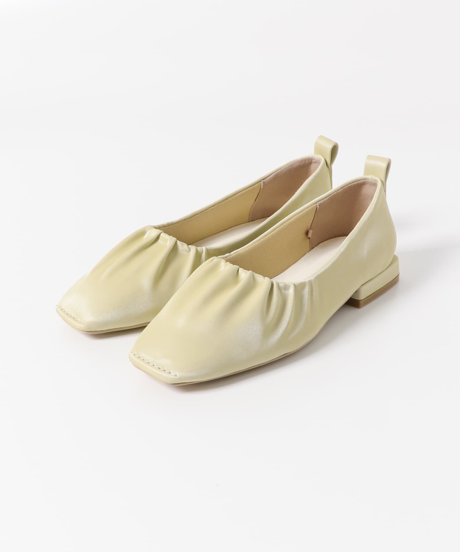 SENSE OF PLACE by URBAN RESEARCH「シャイニーギャザーフラットシューズ」|パンプス|