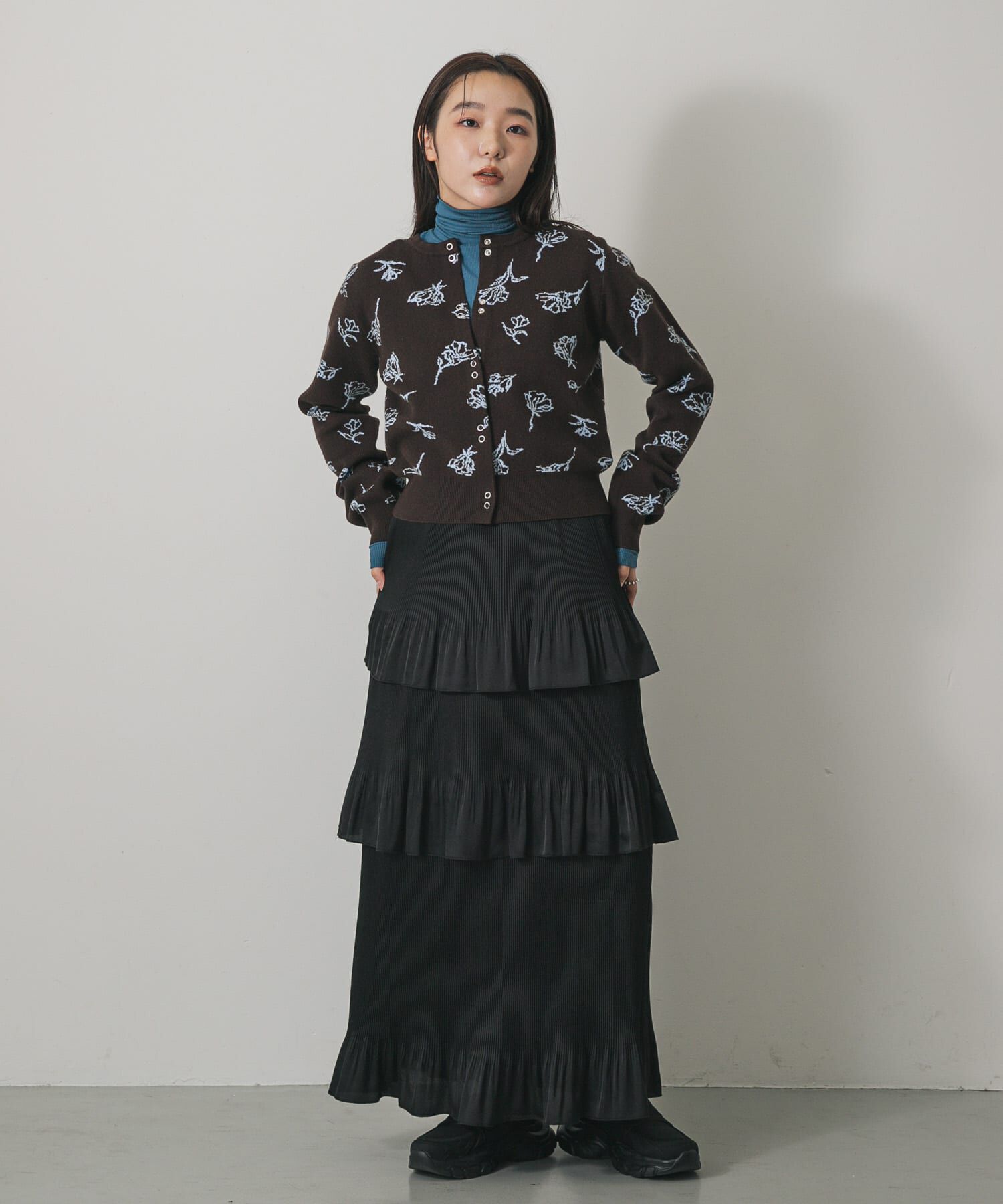 SENSE OF PLACE by URBAN RESEARCH「『洗濯可』ジャガードフラワーコンパクトニットカーディガン」|カーディガン|