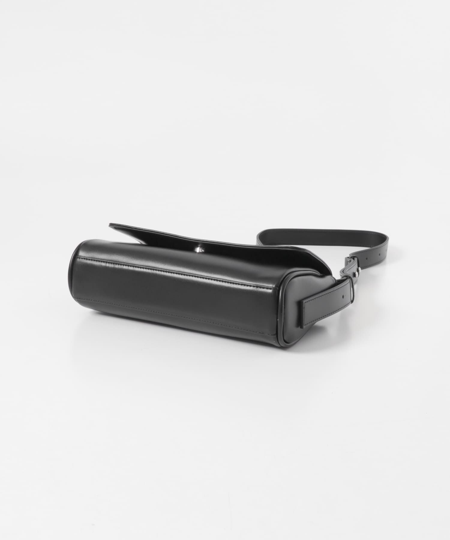 SENSE OF PLACE by URBAN RESEARCH「フラップショルダーバッグ」|ショルダー・メッセンジャー|