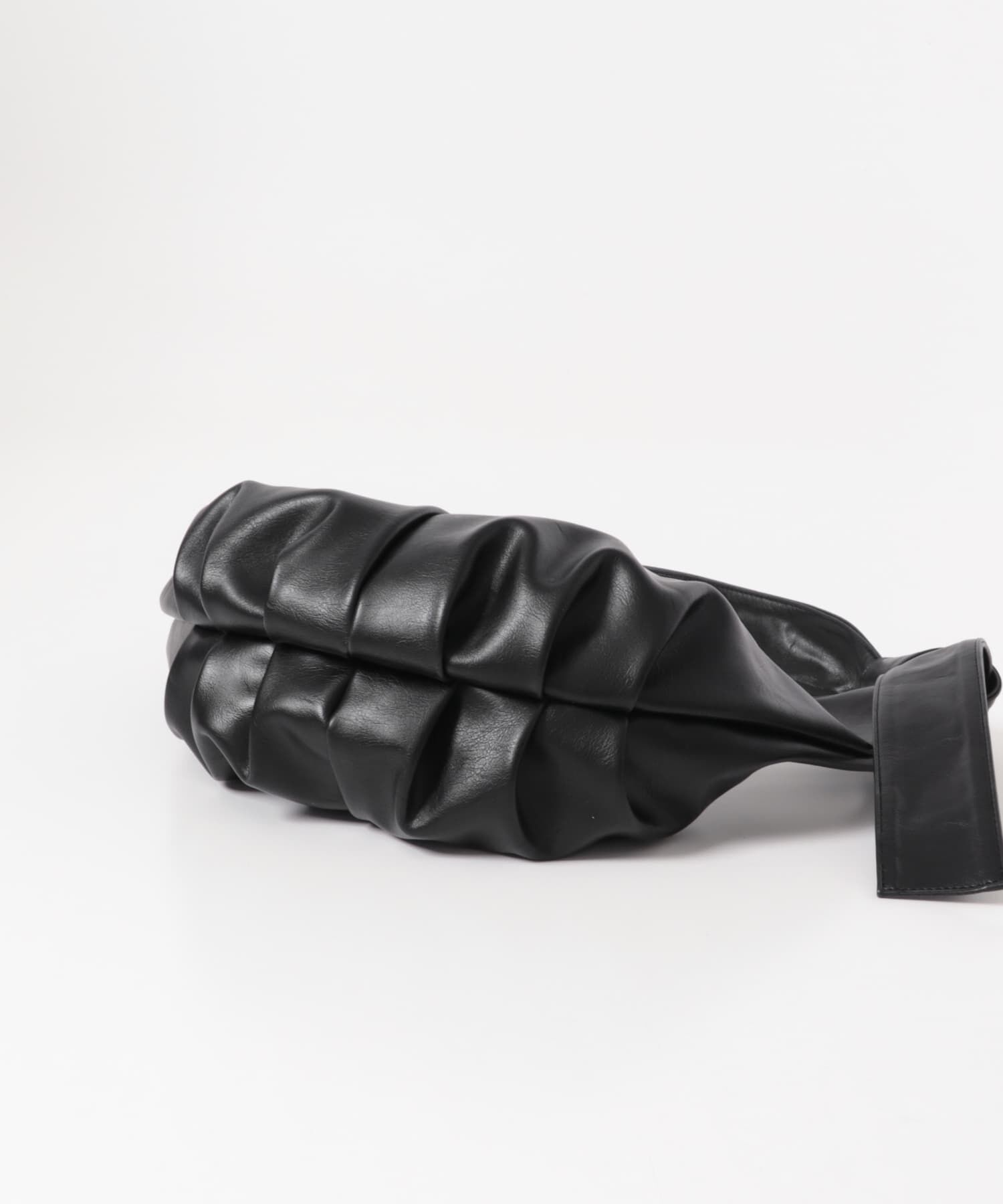 SENSE OF PLACE by URBAN RESEARCH「クロワッサンショルダーバッグ」|ショルダー・メッセンジャー|