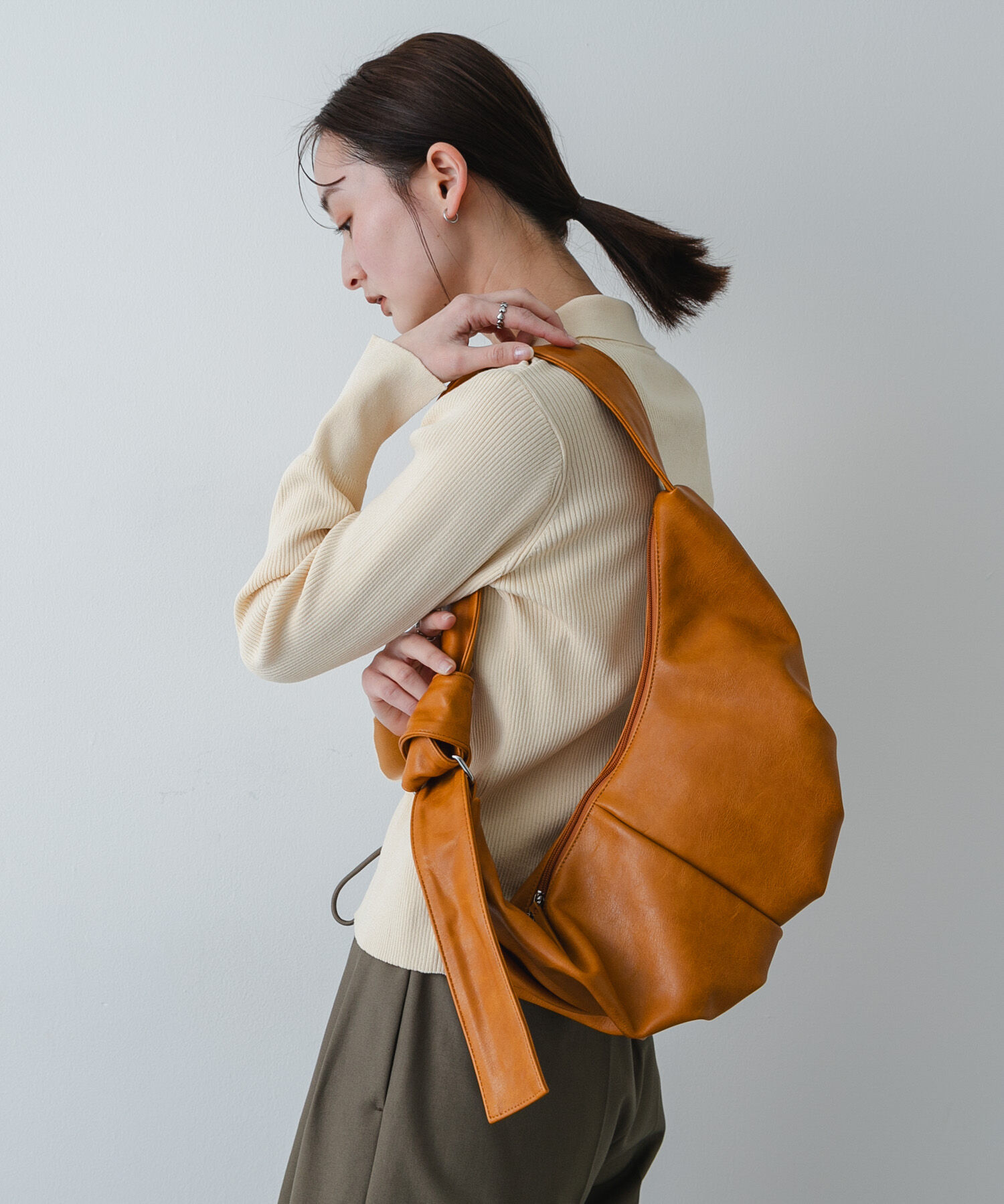 SENSE OF PLACE by URBAN RESEARCH「クロワッサンショルダーバッグ」|ショルダー・メッセンジャー|