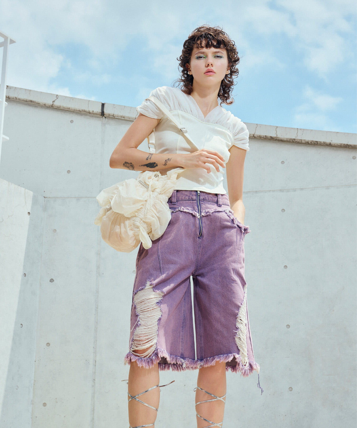 SENSE OF PLACE by URBAN RESEARCH「ANNA SUI NYC　シャーリングショルダーシアーバッグ」|ショルダー・メッセンジャー|