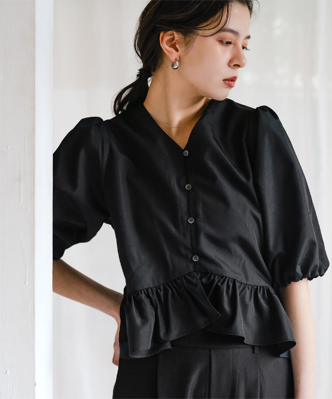 titivate「ペプラムギャザーパフスリーブブラウス」|シャツ・ブラウス|