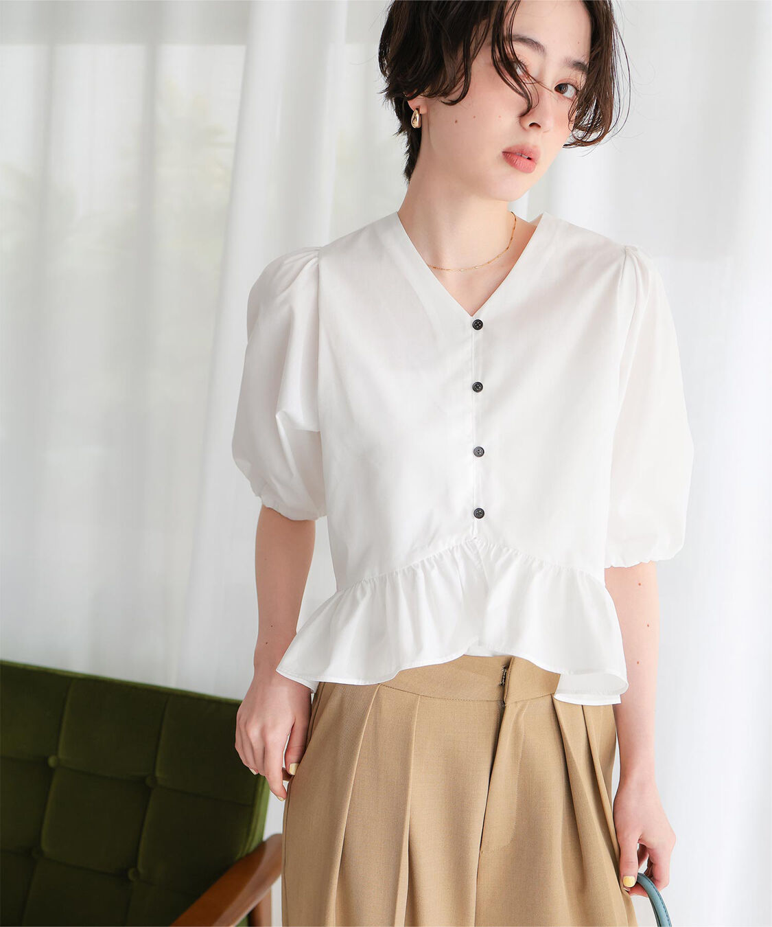 titivate「ペプラムギャザーパフスリーブブラウス」|シャツ・ブラウス|