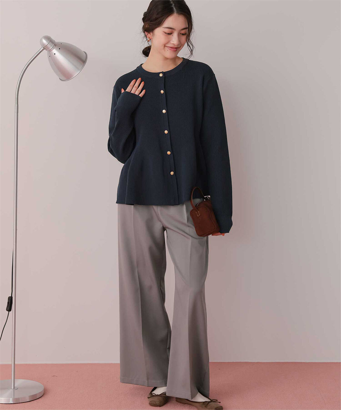 titivate「ゴールド釦ペプラムニットカーディガン」|ニット・セーター|