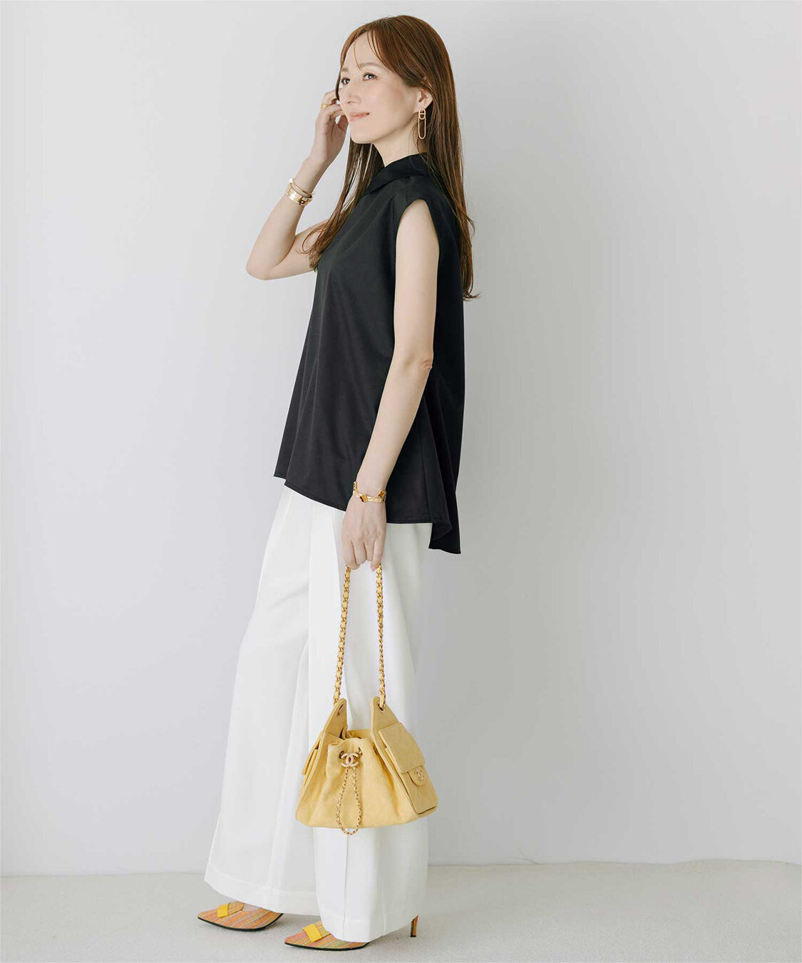 ur's「【星玲奈さんコラボアイテム】襟付フレアノースリーブブラウス」|シャツ・ブラウス|