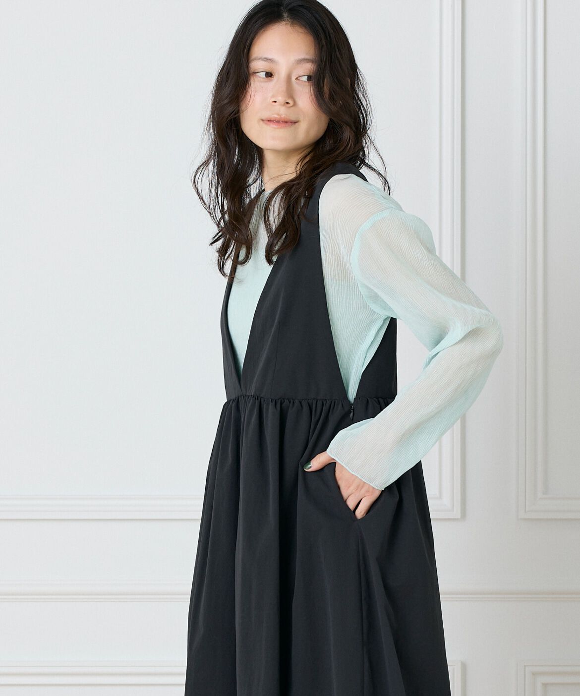 DAY by DAY it&rsquo;s international「シアー楊柳ボートネックプルオーバー」|シャツ・ブラウス|ペールグリー 4