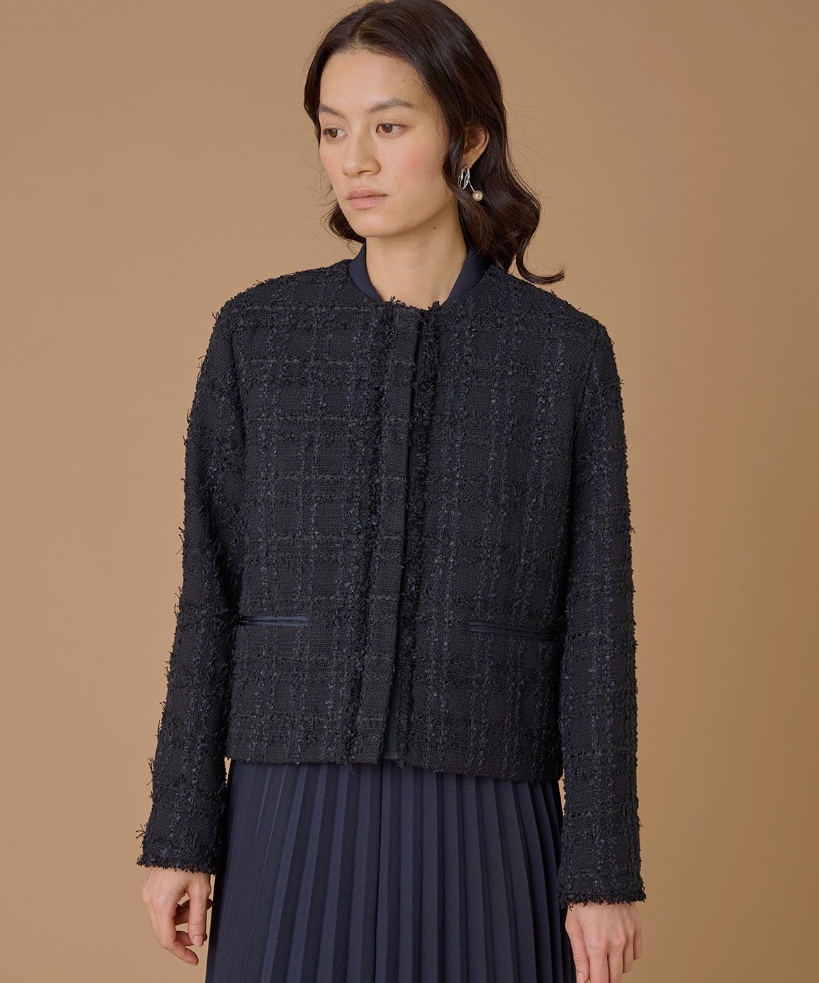 INED「ノーカラーツイードジャケット《LINTON》」|ノーカラージャケット|ネイビー