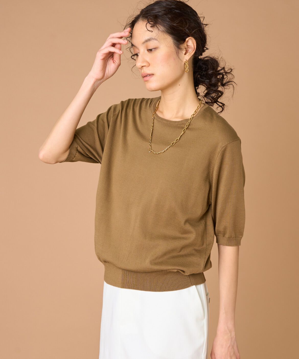 INED「FF30ゲージクルーネック5分袖ニット」|ニット・セーター|キャメル1