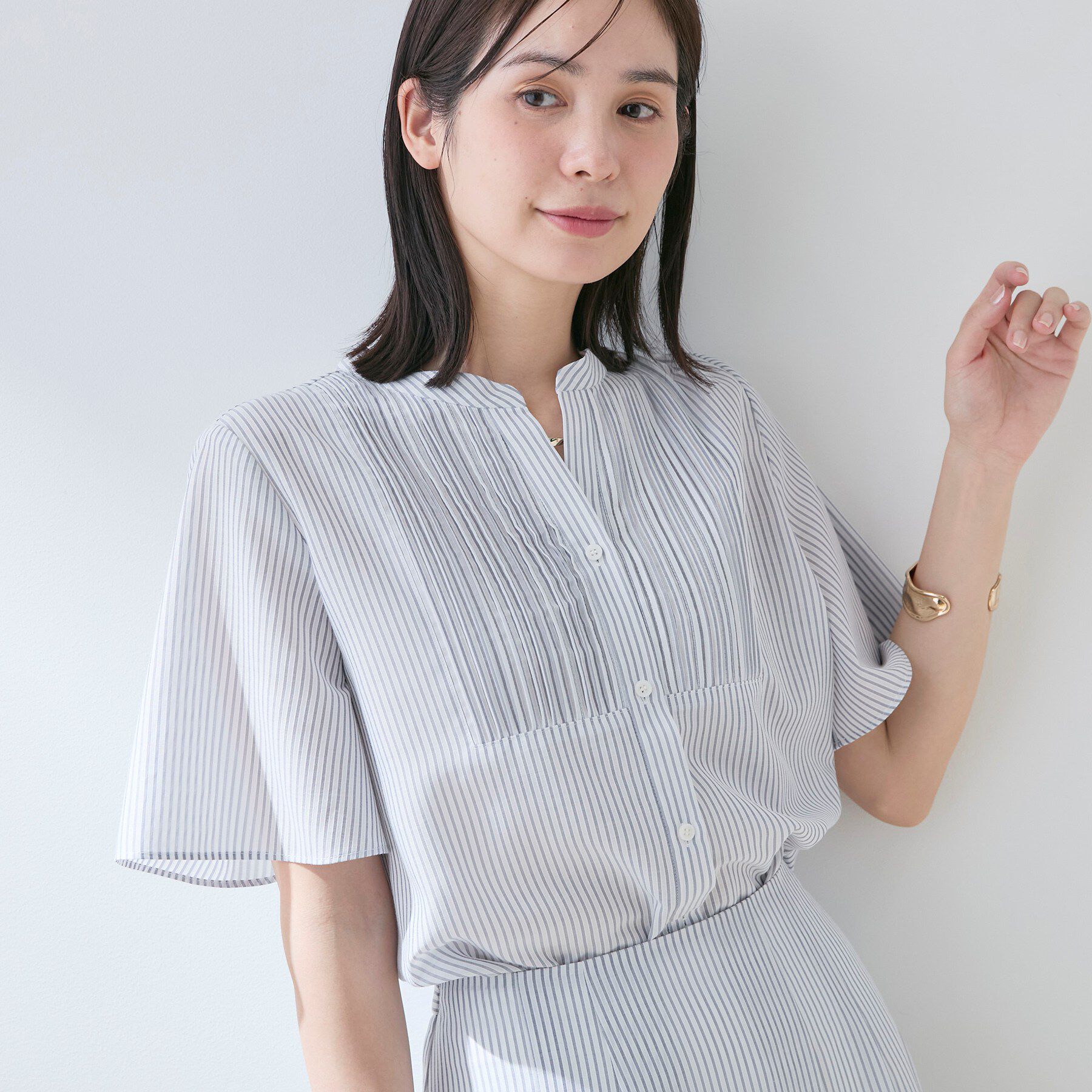 INDIVI「【洗える】シアーシャンブレーピンタックブラウス」|シャツ・ブラウス|