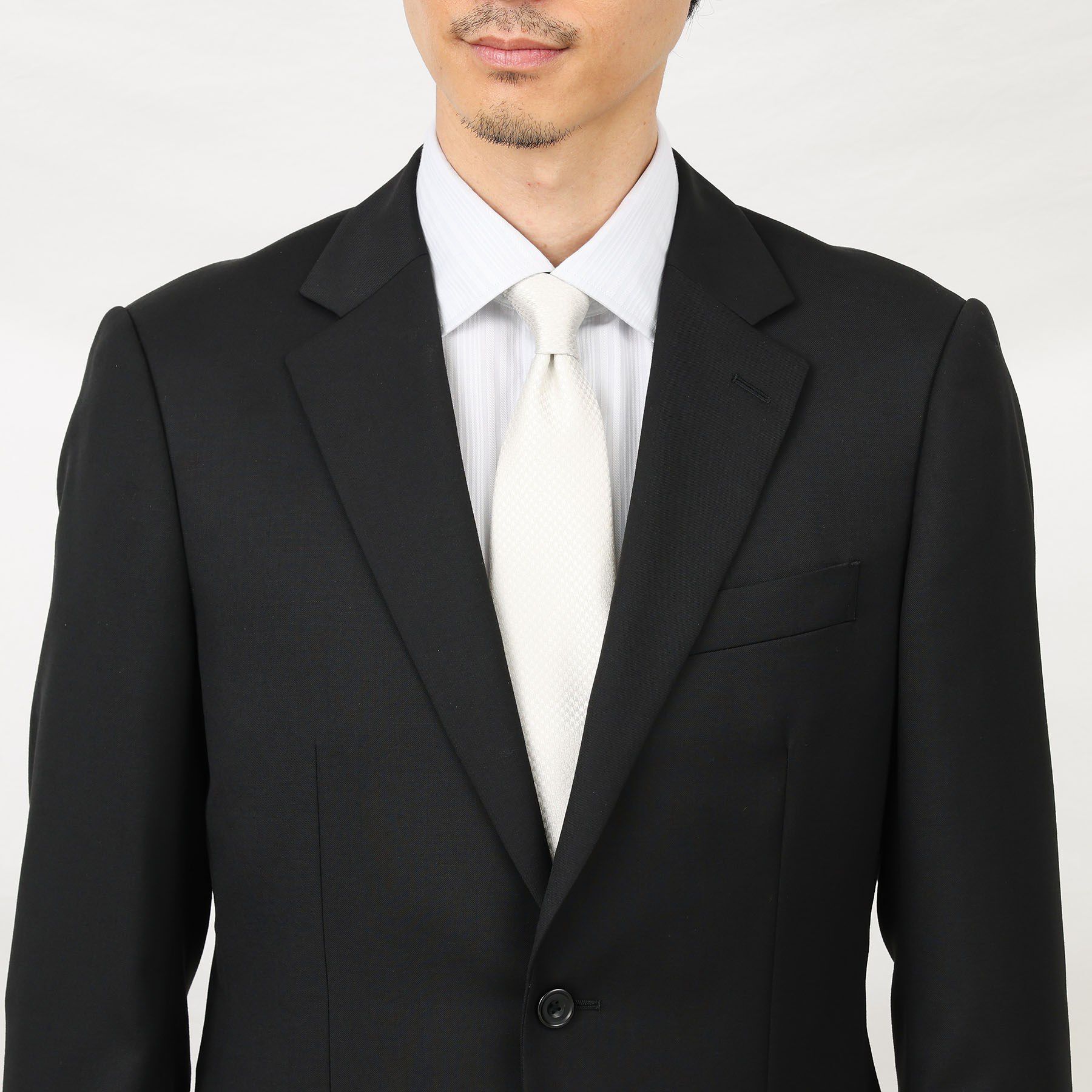 TAKEO KIKUCHI「【冠婚葬祭】無地 サージスーツ/3ピース対応可」|スーツ|