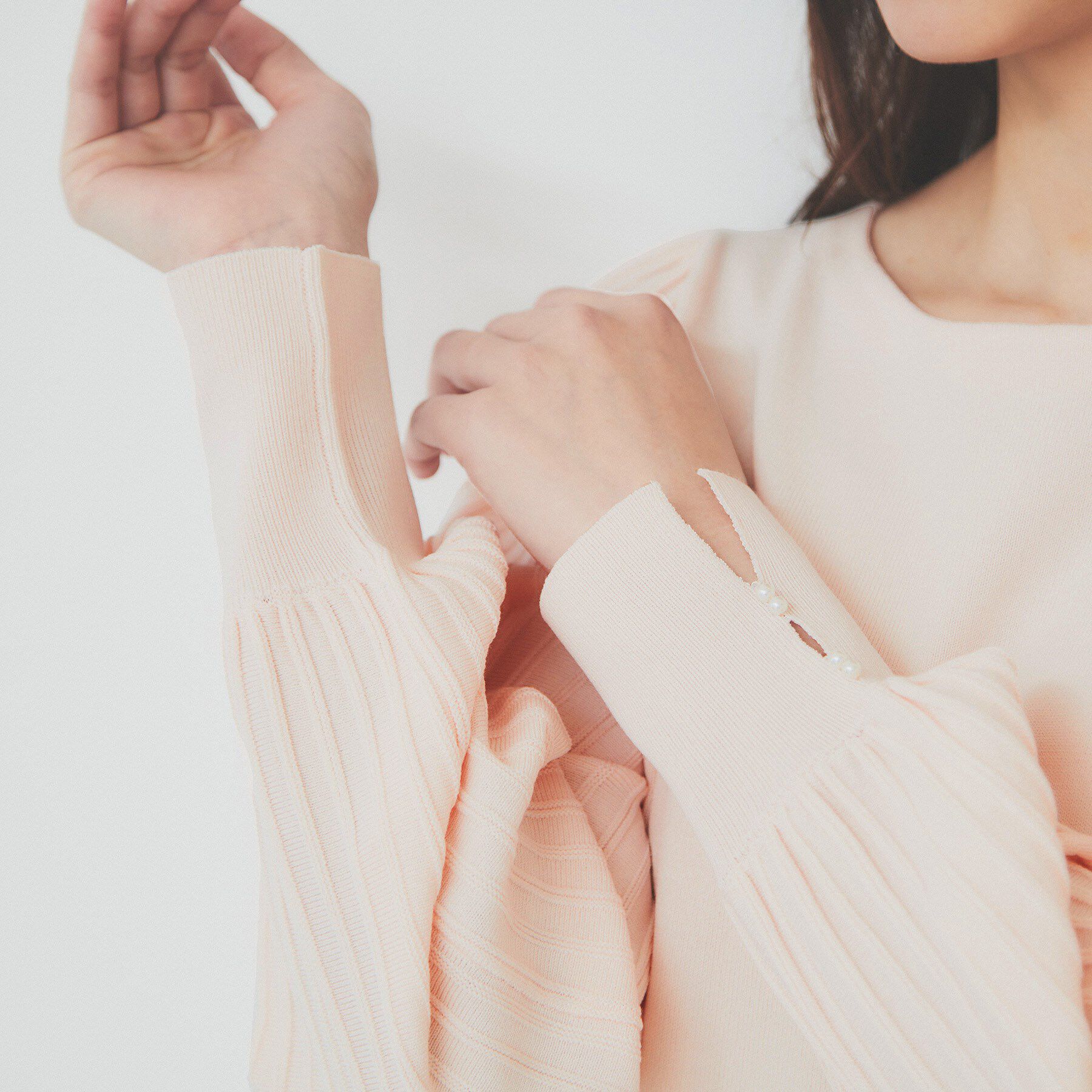 index「プリーツスリーブボートネックニット【洗濯機洗い可】」|ニット・セーター|