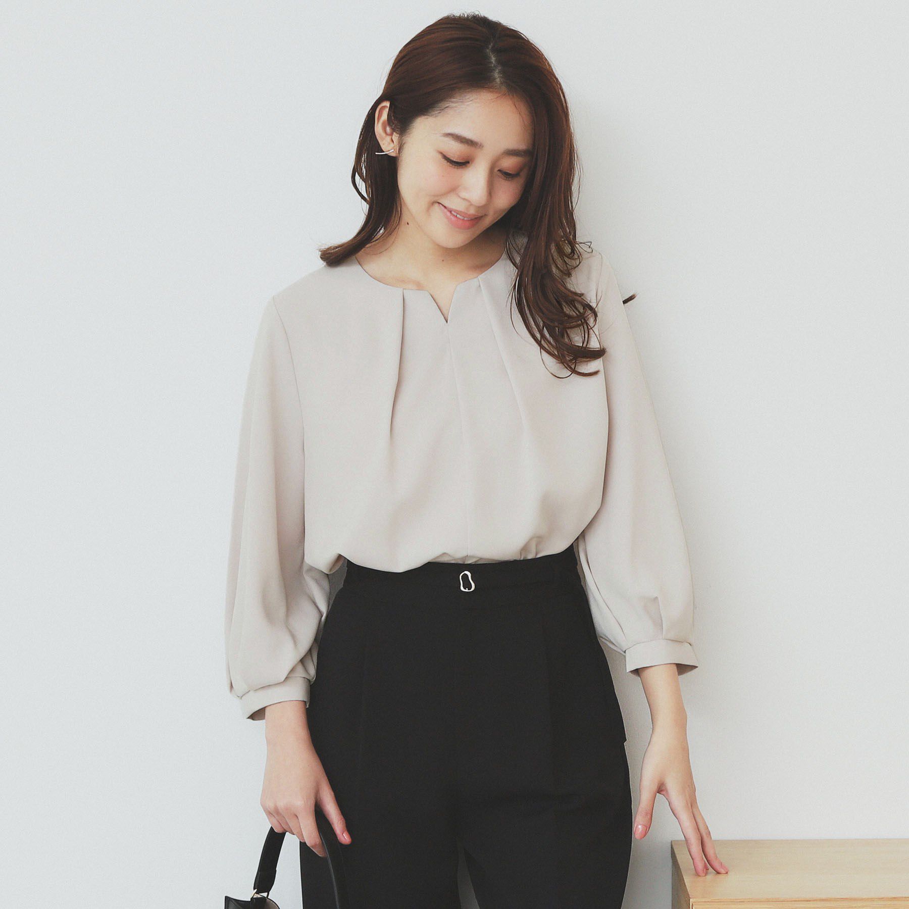 index「2WAYキーネックタックブラウス【洗濯機洗い可/防シワ】」|シャツ・ブラウス|