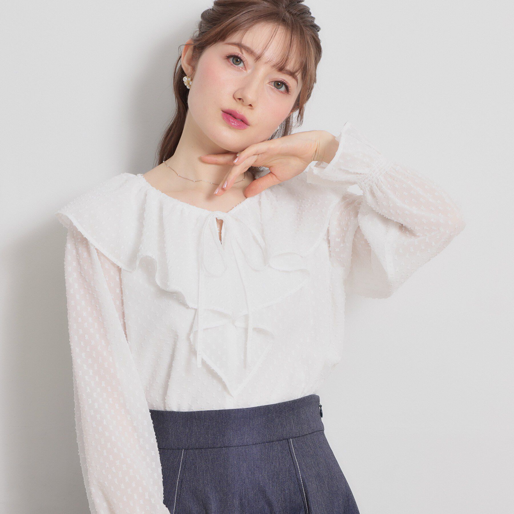 Couture broach「【着映え・洗える】ラメカットドビーフリルブラウス」|シャツ・ブラウス|