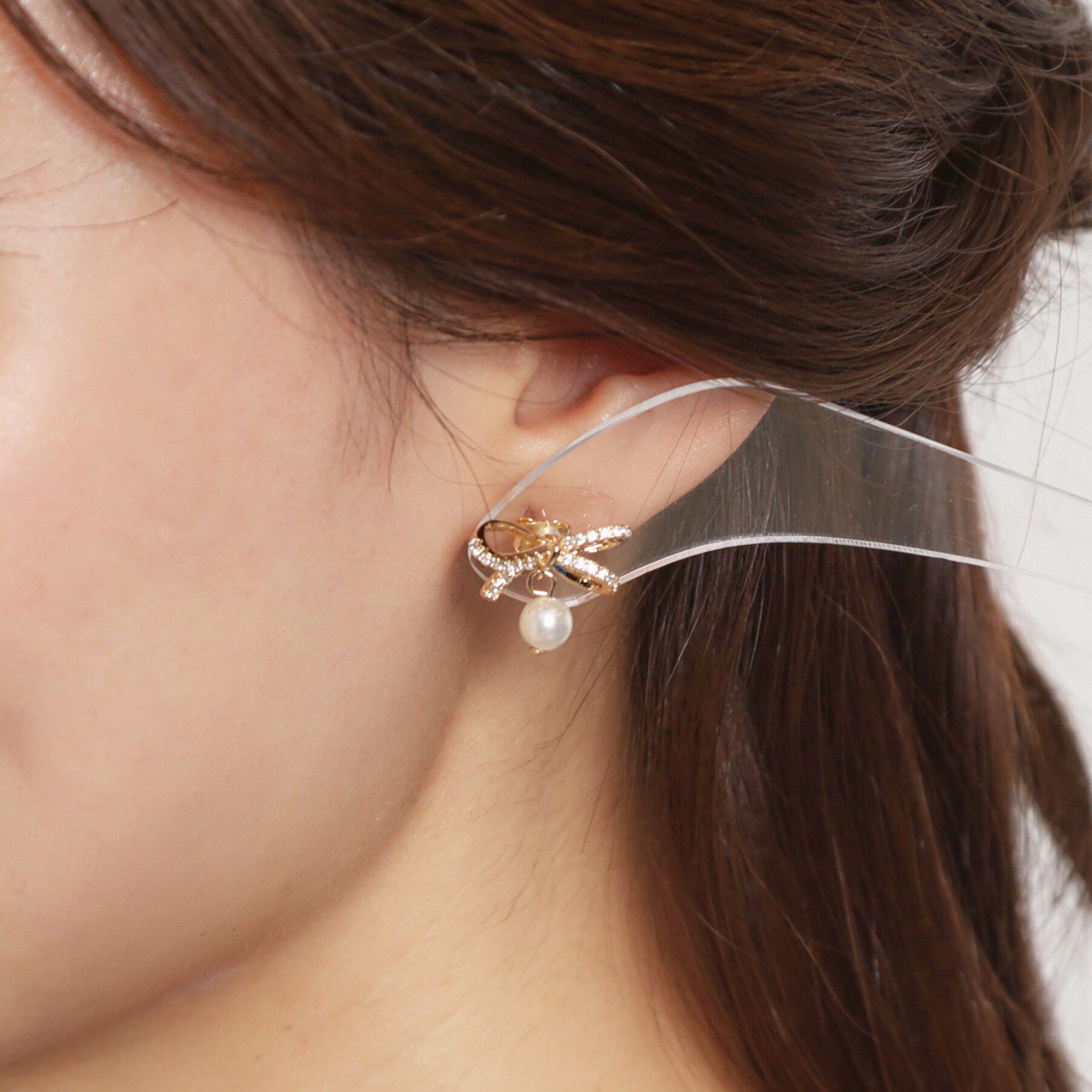 Couture broach「ビジューリボンパール調ピアス」|ピアス|