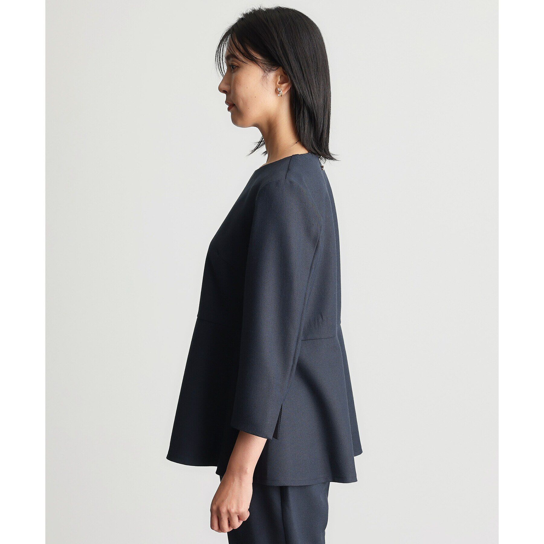 THE SHOP TK「【ONOFF活躍/セレモニー/通勤】杢調カルゼペプラムブラウス/洗える」|シャツ・ブラウス|