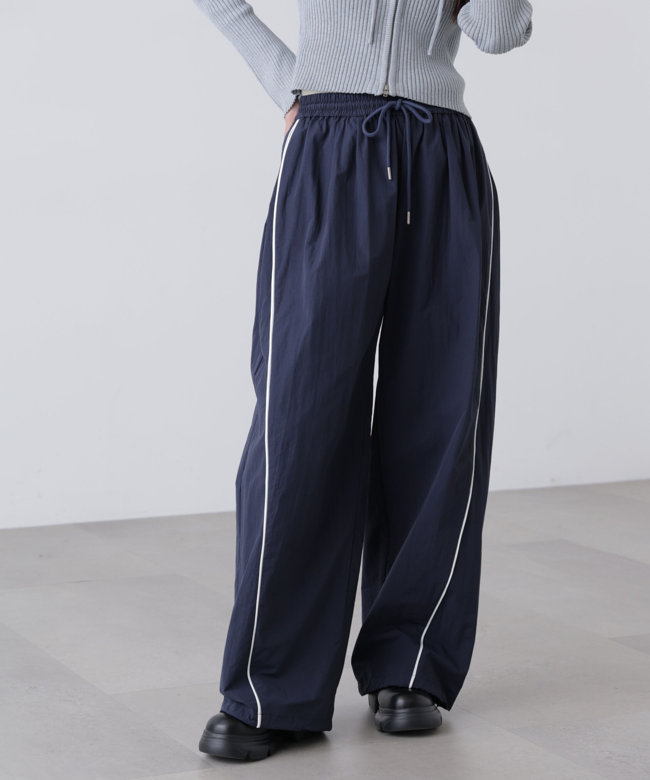  「サイドタック配色ラインナイロンパンツ」|その他|