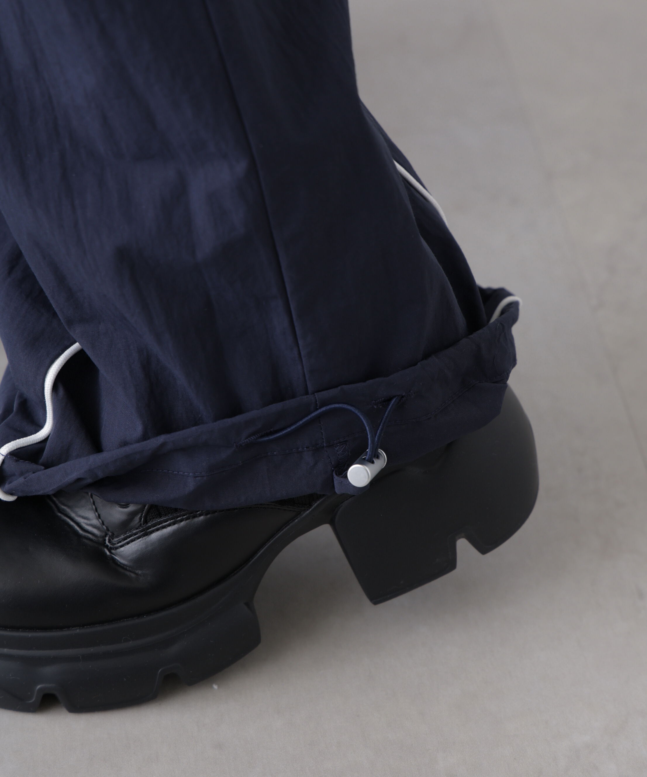  「サイドタック配色ラインナイロンパンツ」|その他|