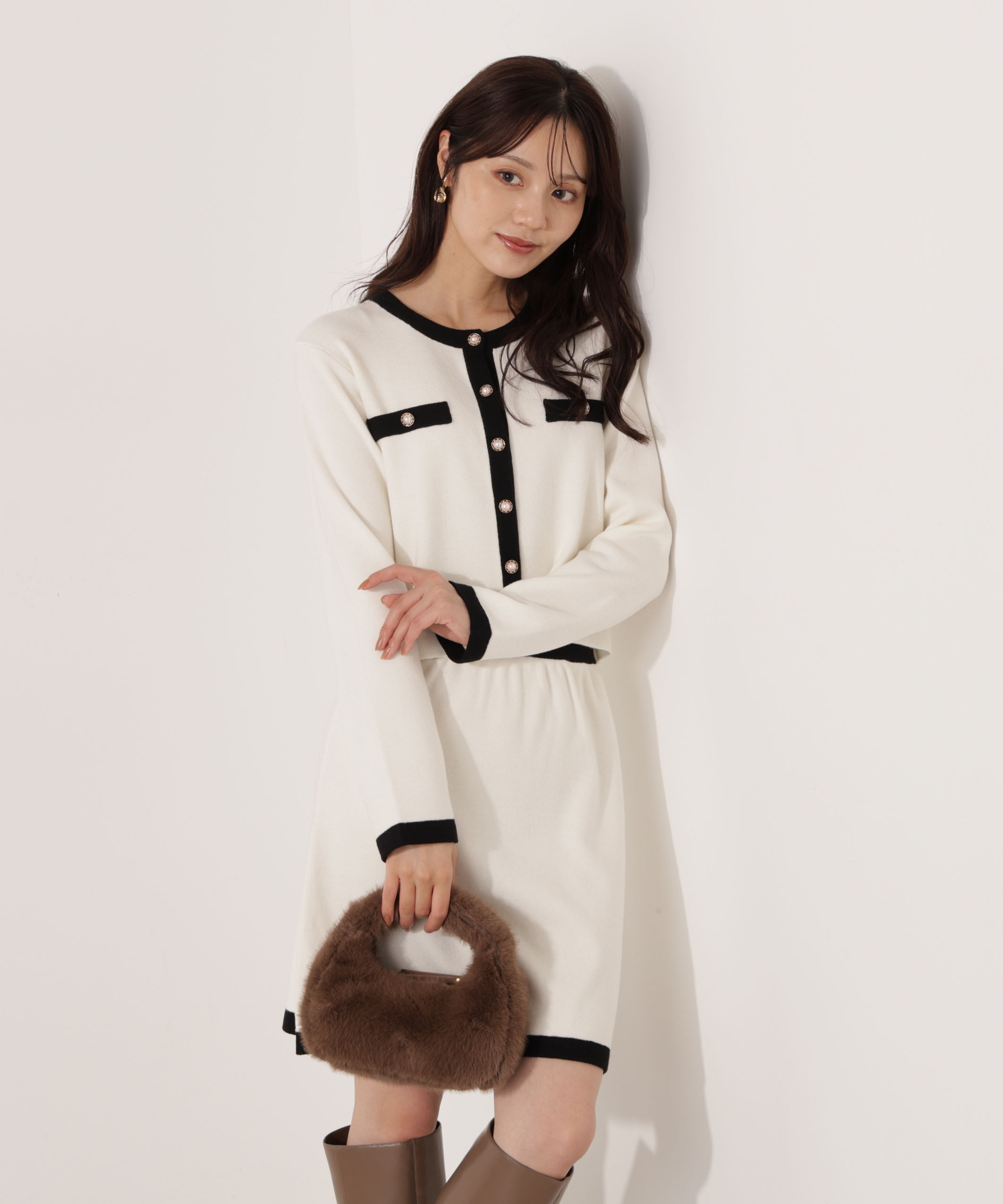 PROPORTION BODY DRESSING「ニットジャケット 25AW」|ニット・セーター|エクリュ&times;ブ  1