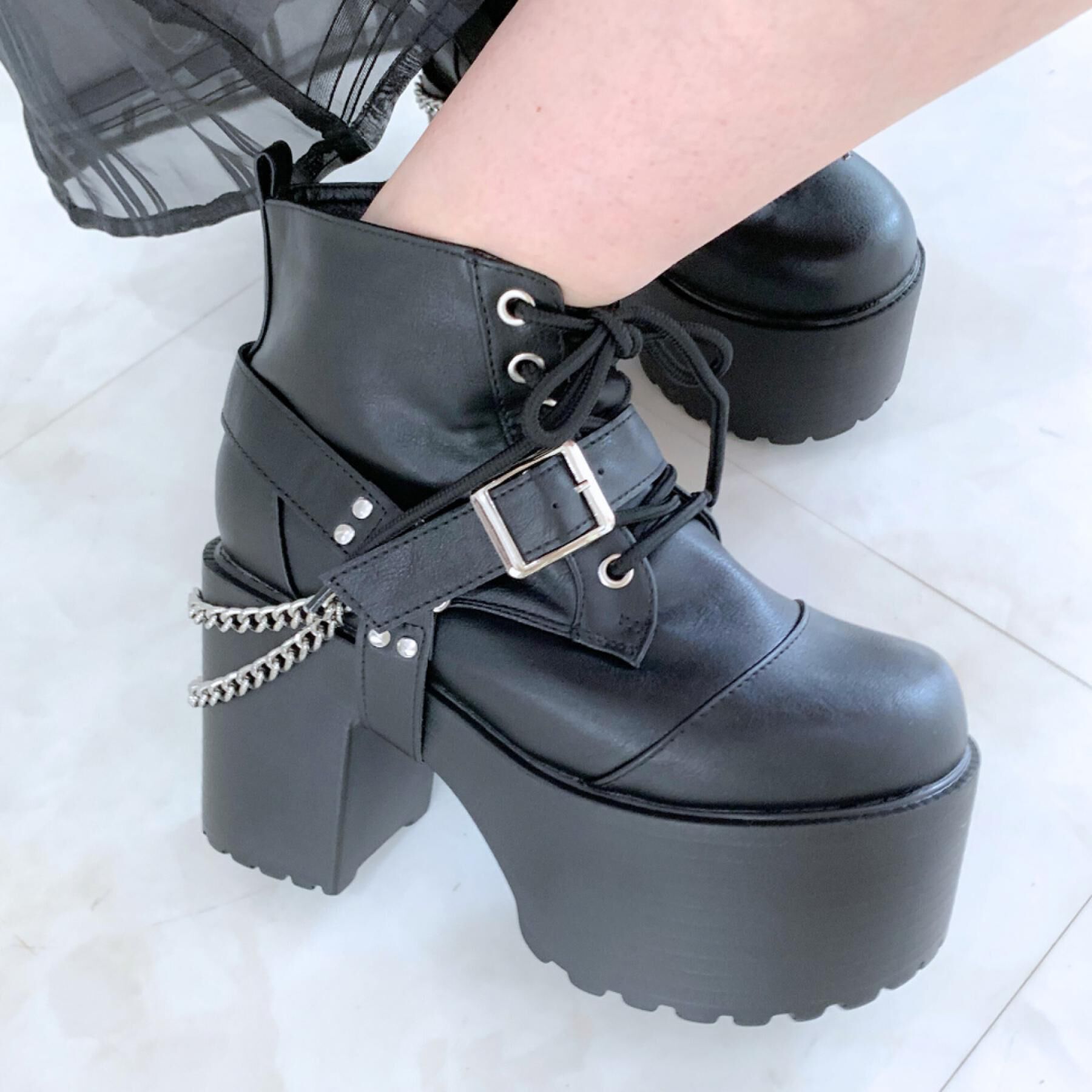 csT&P「ベルト取り外し可厚底ベルト付きブーツ」|ショートブーツ|