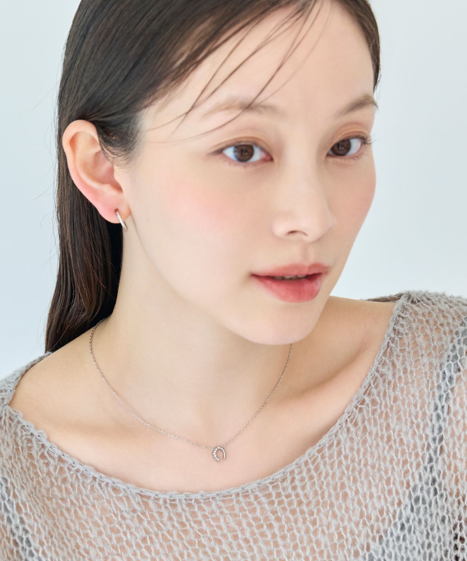 Phoebe「【金属アレルギー対応】グロッシーミニホースシューネックレス　シルバー　ステンレス/馬蹄/蹄鉄/ギフト」|ネックレス|