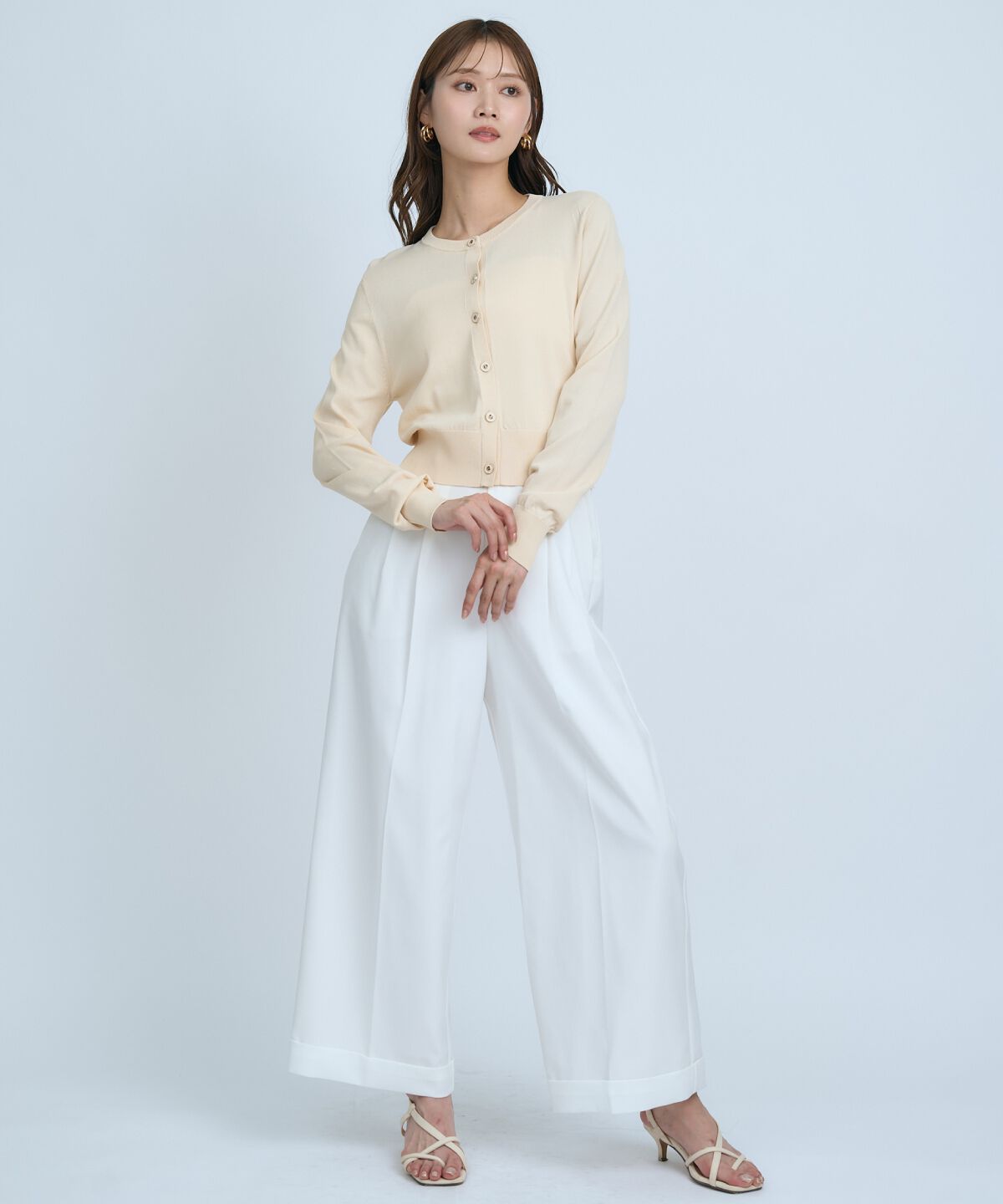 アンドクチュール「クルーネックカーディガン」|カーディガン|