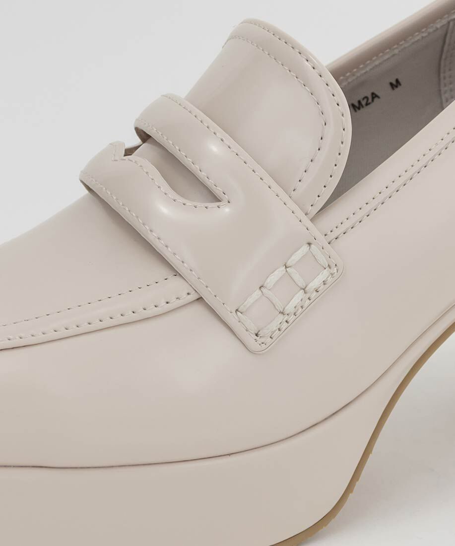  「ストームデザインヒールローファー」|ローファー|