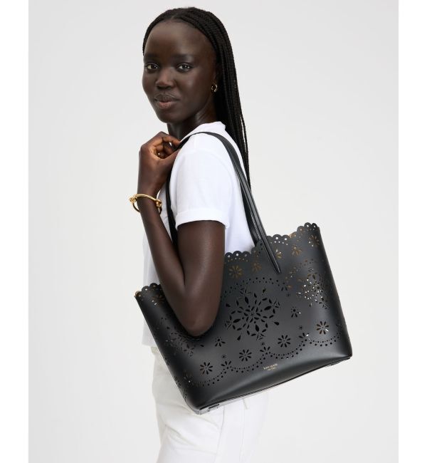 kate spade new york「ドゥー イット オール スペード フラワー パーフォレーテッド ラージ トート」|トートバッグ|