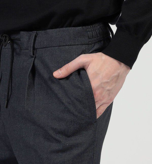 TOMORROWLAND MENS「コットンポリエステル モールスキン 1プリーツ イージースラックス」|スラックス|