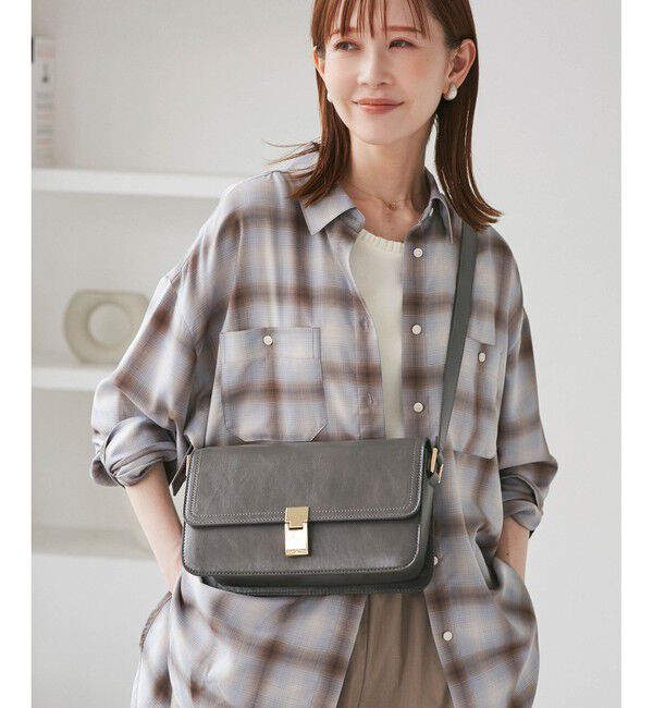 ROPE PICNIC PASSAGE「【WEB限定カラー】me fit BAG バーチカルラインワイドショルダーバッグ」|ショルダー・メッセンジャー|