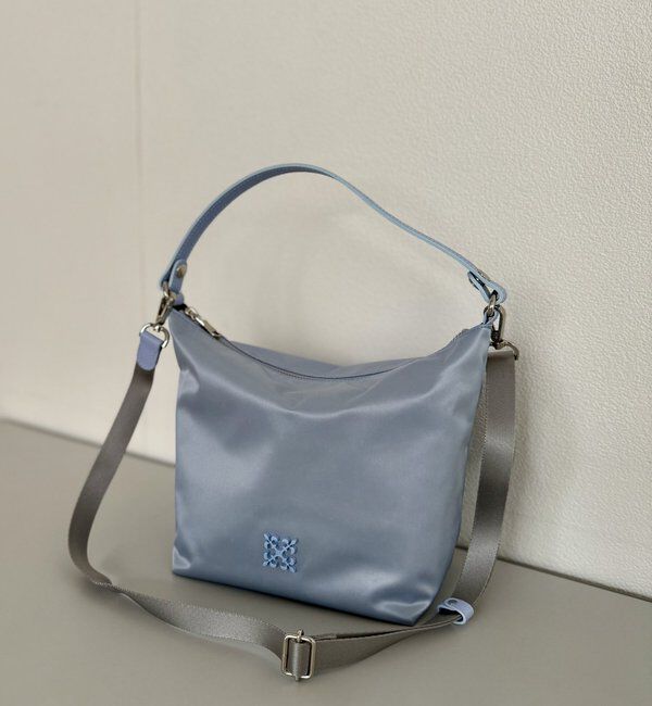  「クラウズナイロンシンプルショルダーバッグ」|ショルダー・メッセンジャー|