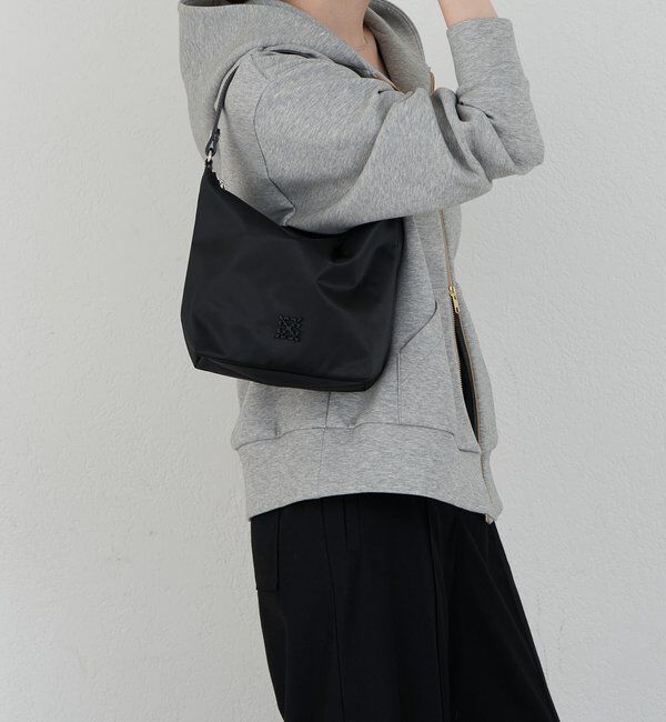  「クラウズナイロンシンプルショルダーバッグ」|ショルダー・メッセンジャー|