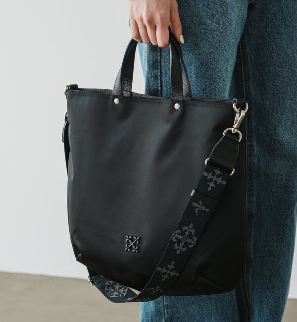  「《WEB限定》スリム2WAYトートバッグ <クラウズナイロン>」|トートバッグ|