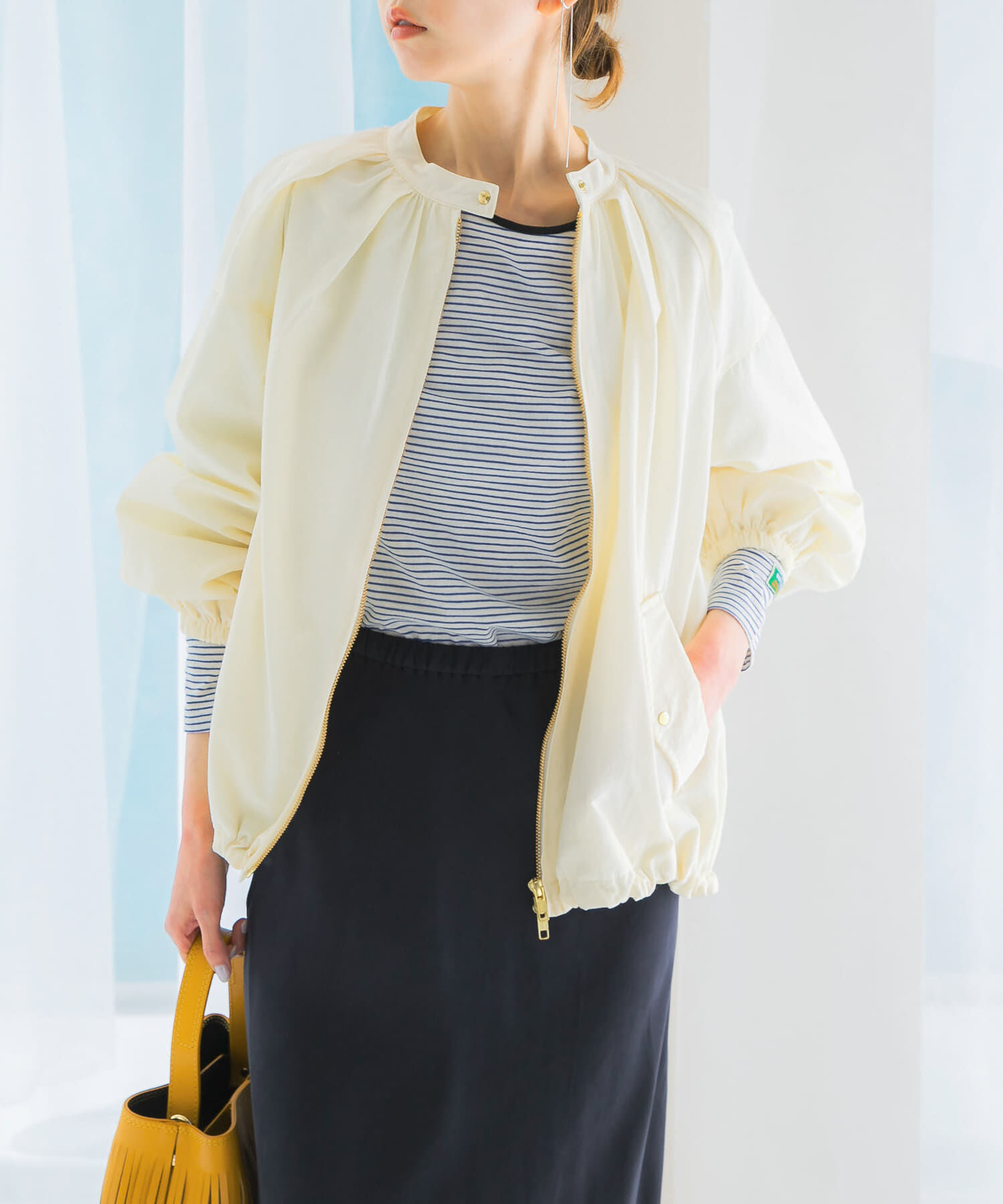 URBAN RESEARCH ROSSO「ギャザーボリュームブルゾン」|ブルゾン・スタジャン|