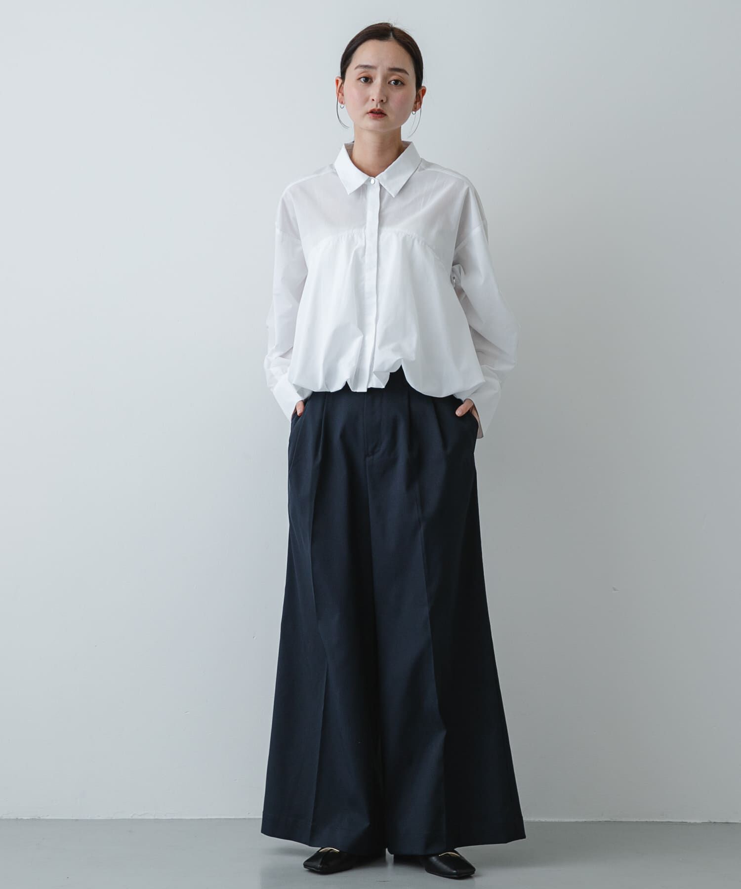 SENSE OF PLACE by URBAN RESEARCH「『イージーケア』シルバーボタンバルーンシャツ」|シャツ・ブラウス|