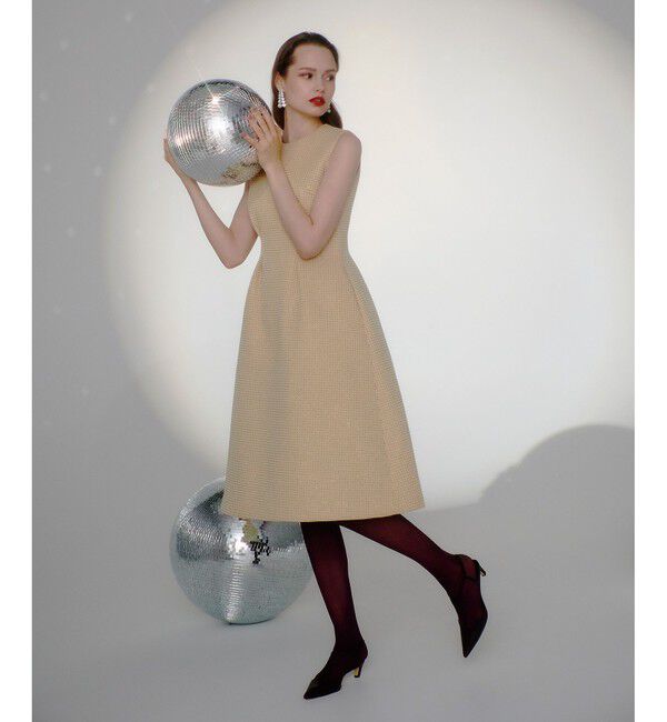 LOULOU WILLOUGHBY「【LOULOU WILLOUGHBY】スパークルジャガードノースリーブワンピース」|ワンピース|イエロー