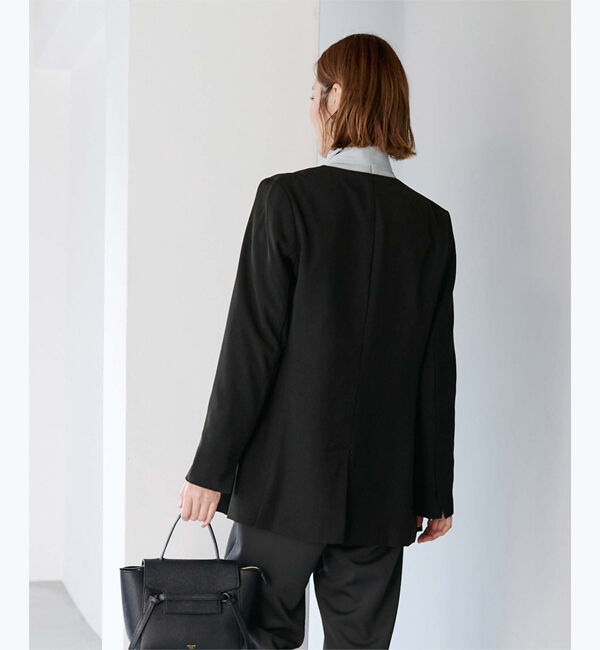 ur's「ベーシックノーカラーVネックジャケット」|ノーカラージャケット|