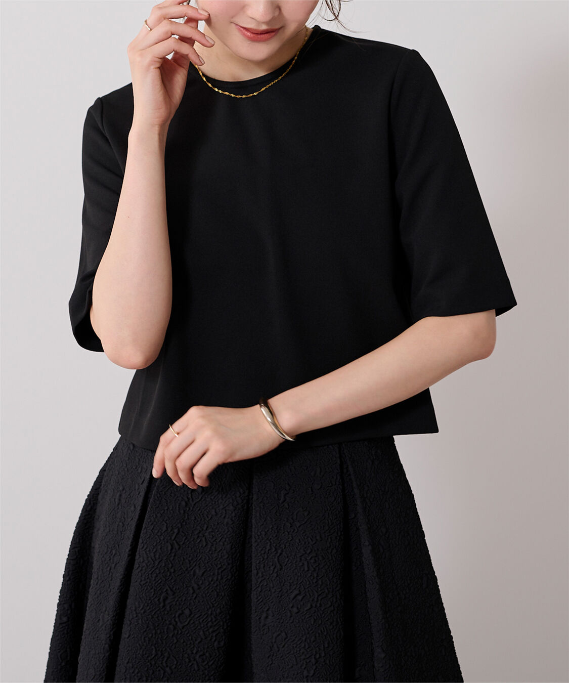 ur's「カットジョーゼットクルーネッククロップドプルオーバー」|Tシャツ・カットソー|