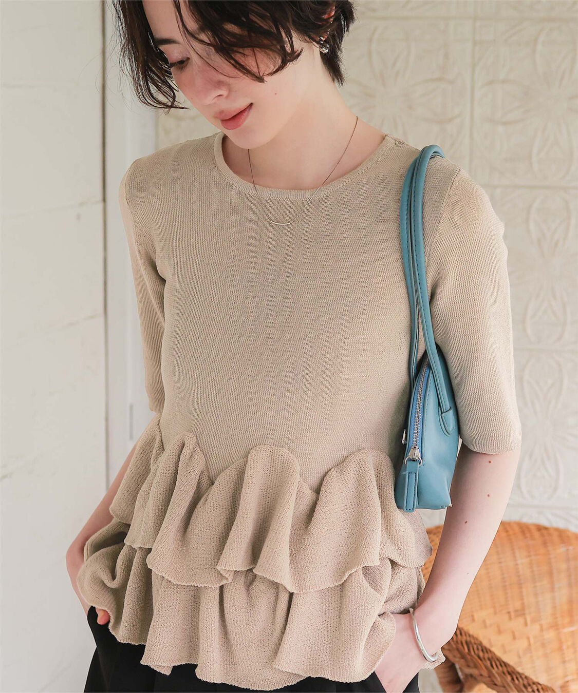 titivate「ハーフスリーブフリルヘムニットカーディガン」|ニット・セーター|