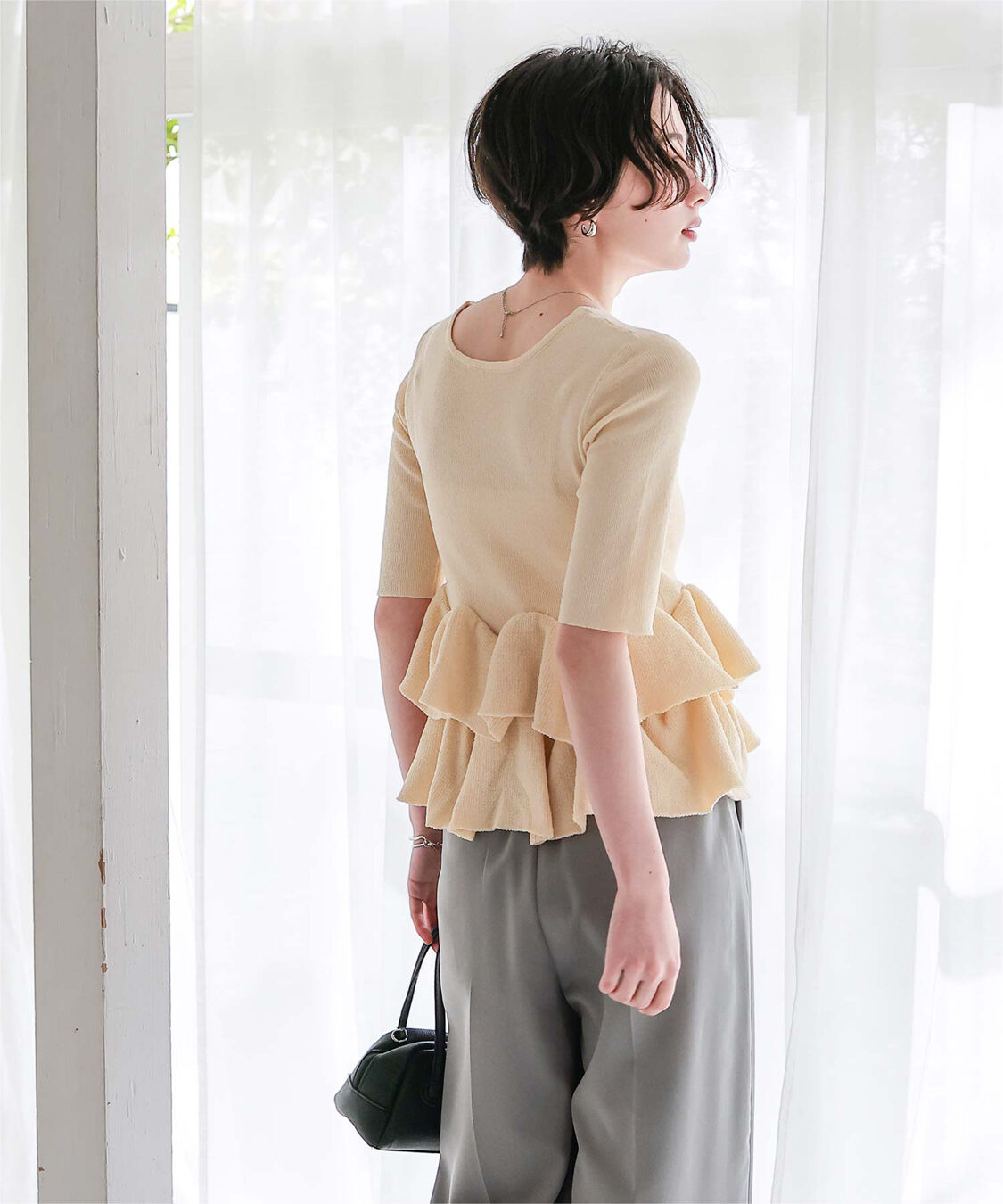 titivate「ハーフスリーブフリルヘムニットカーディガン」|ニット・セーター|